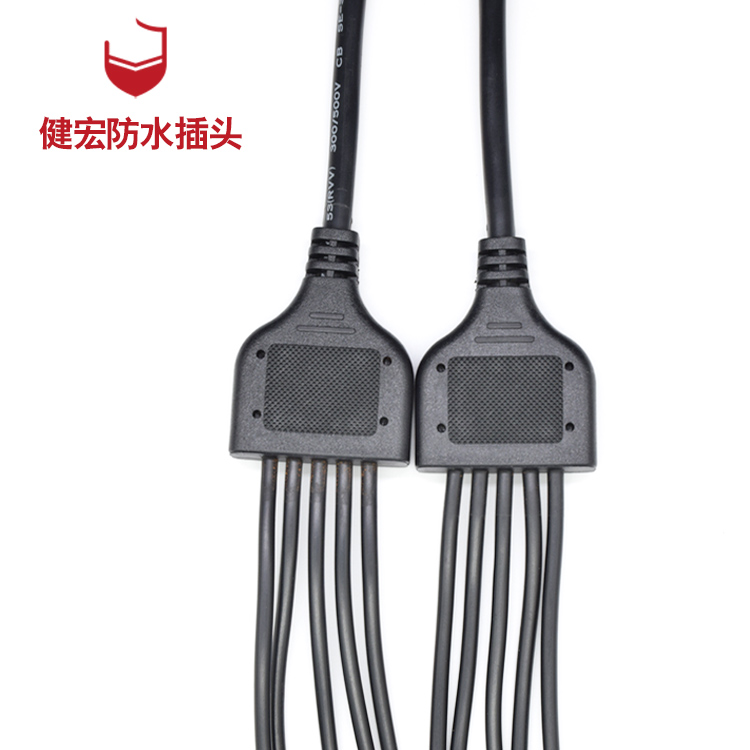 What are the advantages of the Y type waterproof connector